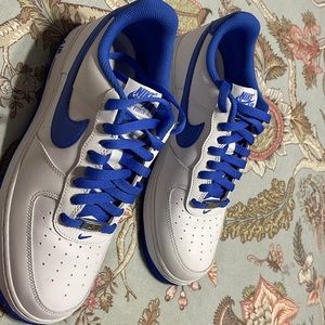 Men’s Air Force 1 size 9 with crease protectors